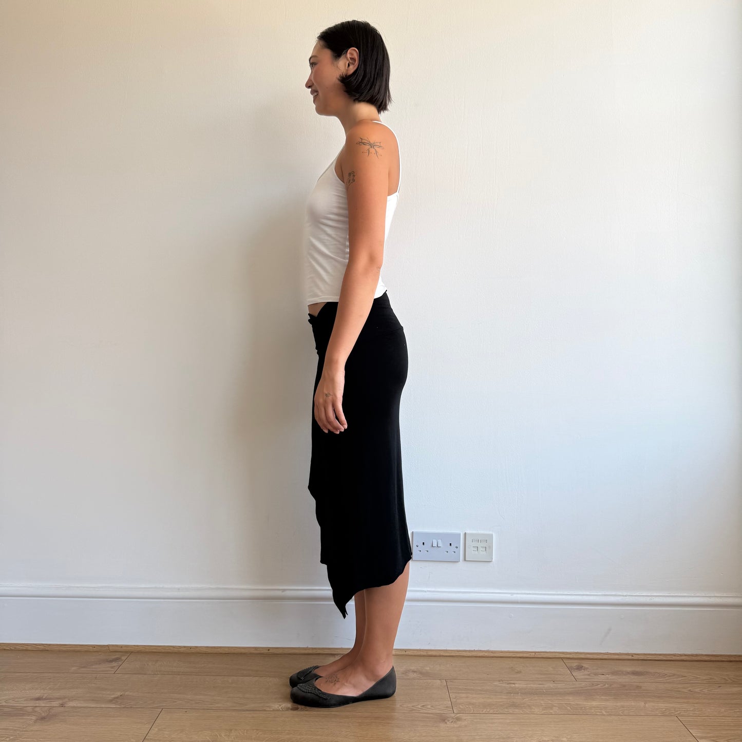 Black twist midi skirt - Size S/M