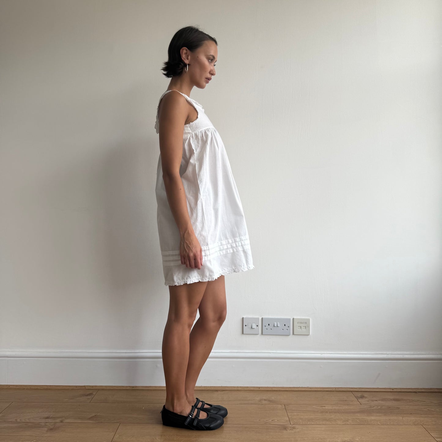 White ruffle mini dress - Size XS