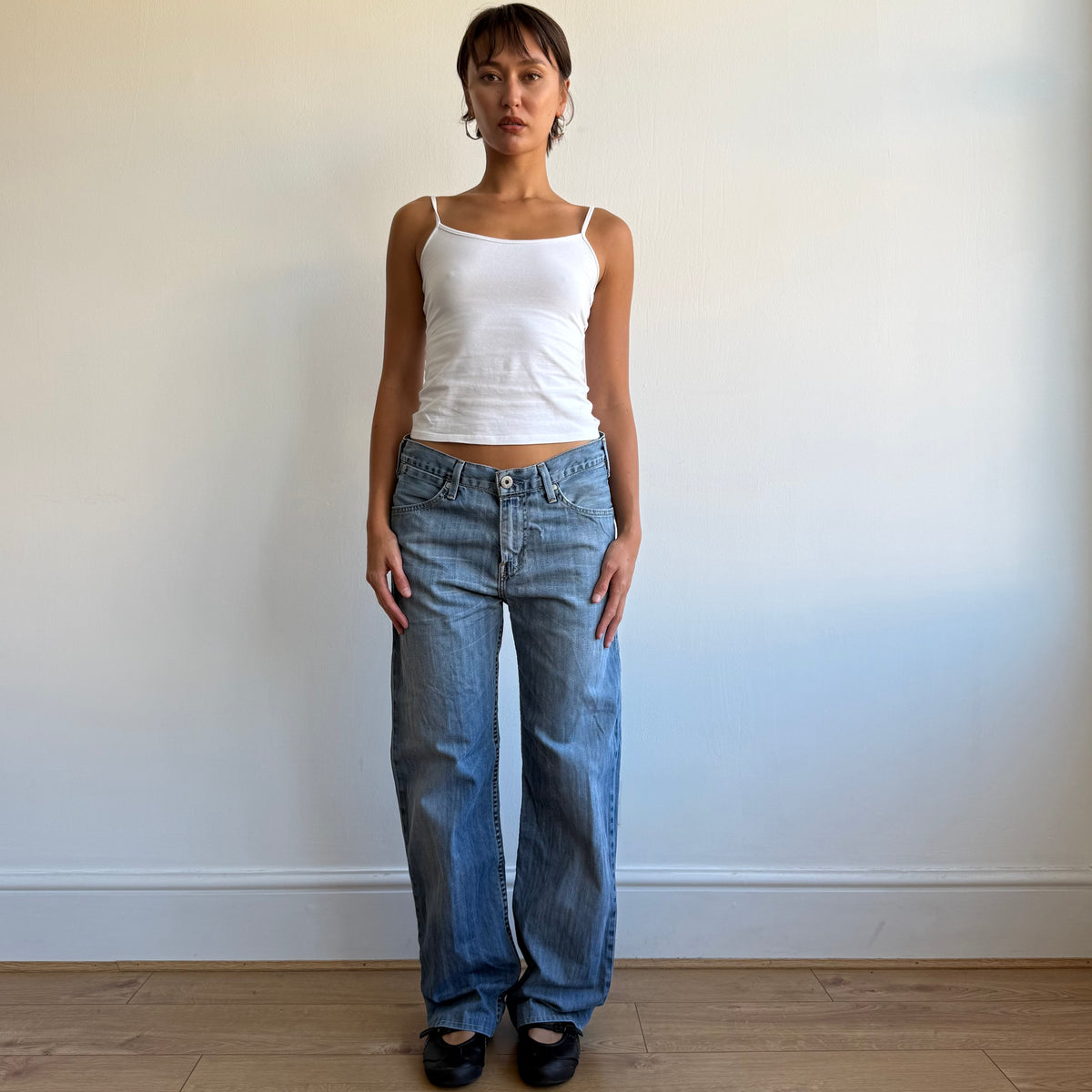 Levi’s cinch back jeans - Size 30x34