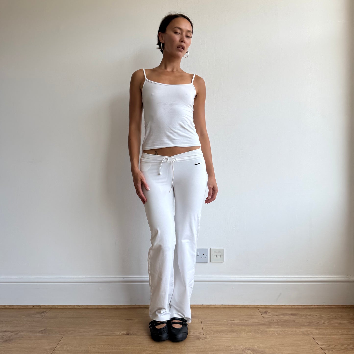 White Nike flared yoga pants - Size S