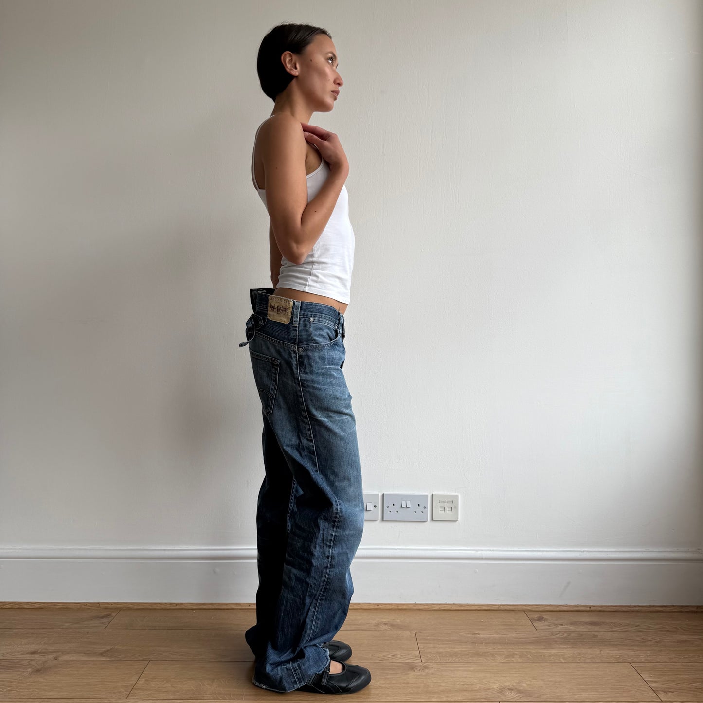 Levi’s cinch back jeans - Size 34x34