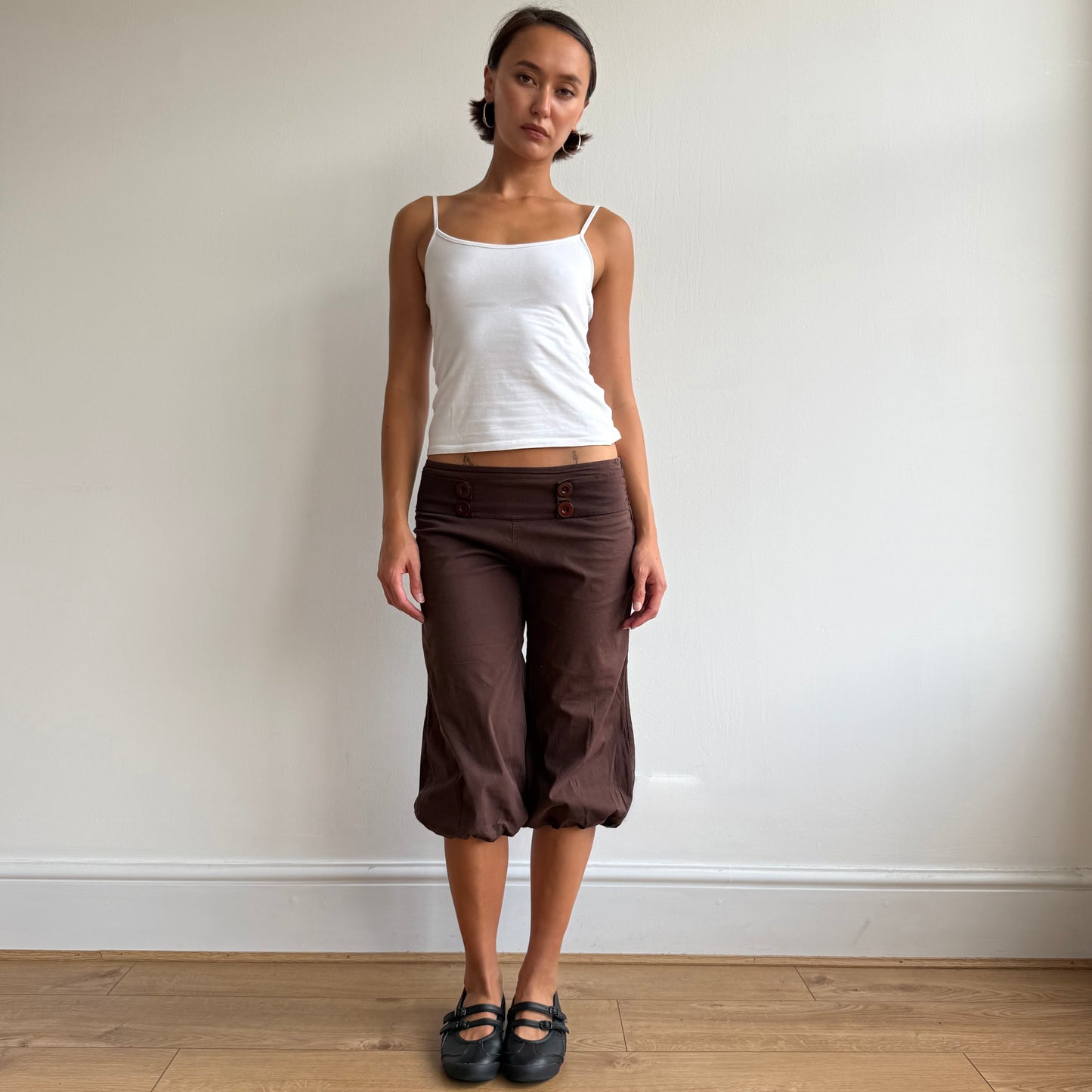Brown button pocket front capris - Size S