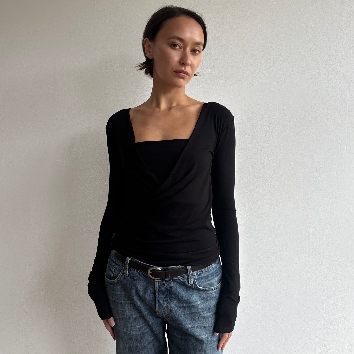 ‘The Keyhole Top’ long sleeve - Black