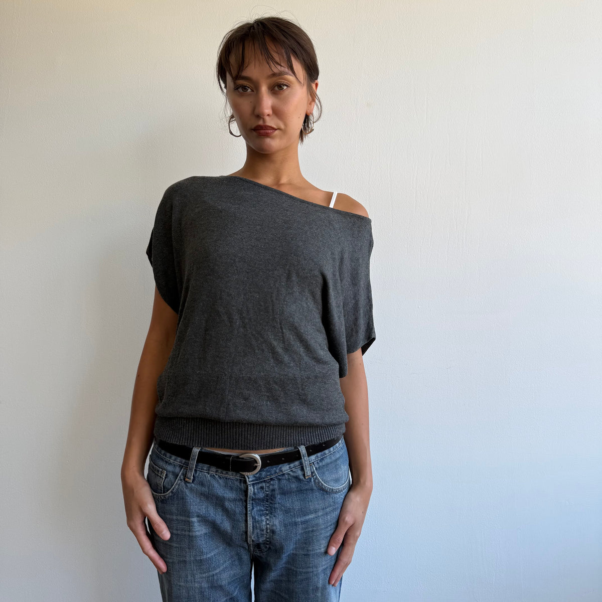 Charcoal slouchy short sleeve knit - Size M