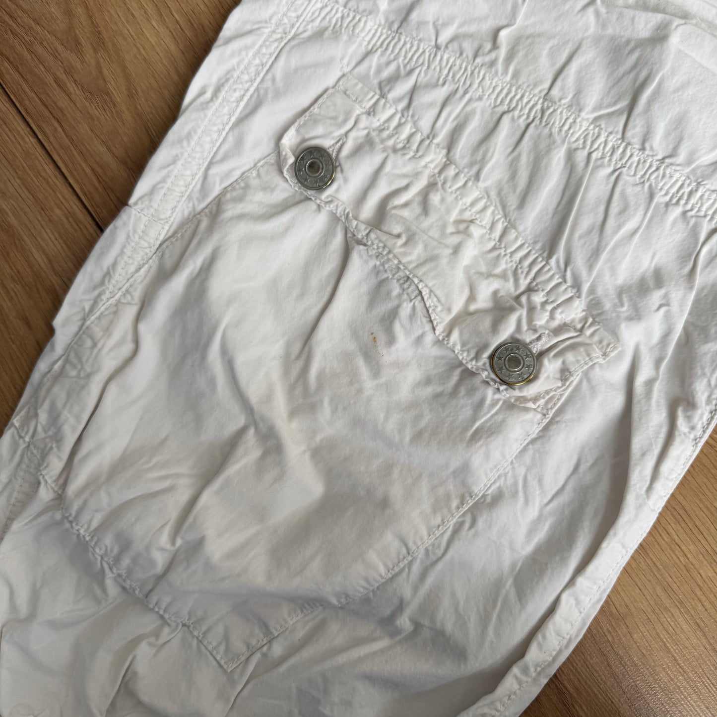 White cargo pocket capris - Size XS