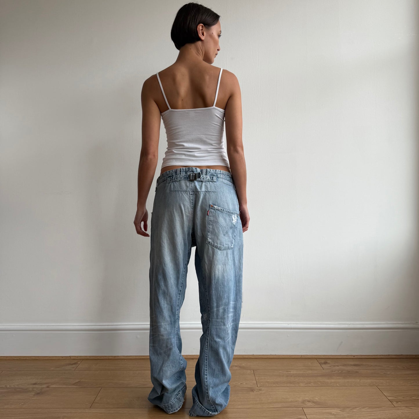 Levi’s Engineered stitch cinch jeans - Size 34x34