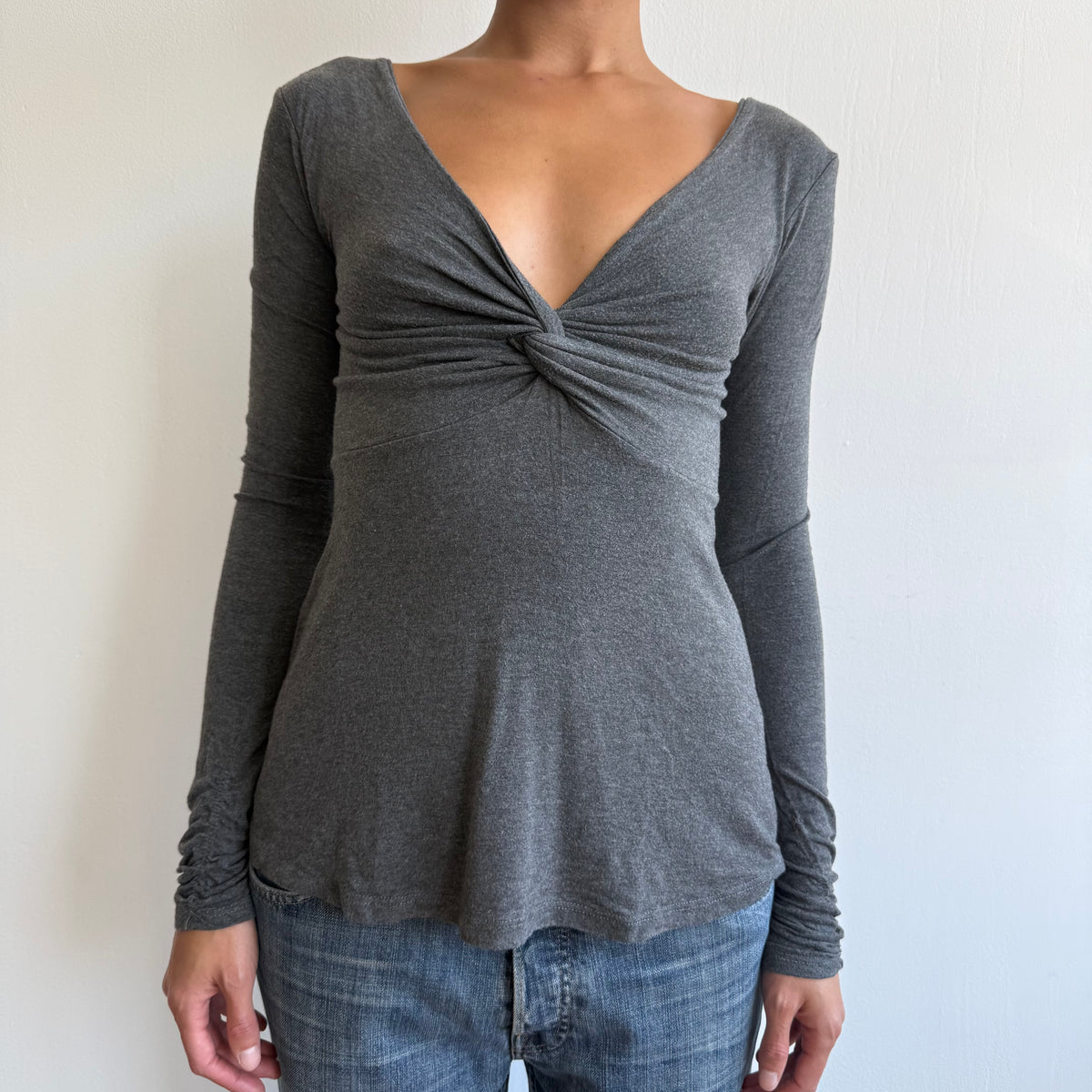 Charcoal twist keyhole top - Size S