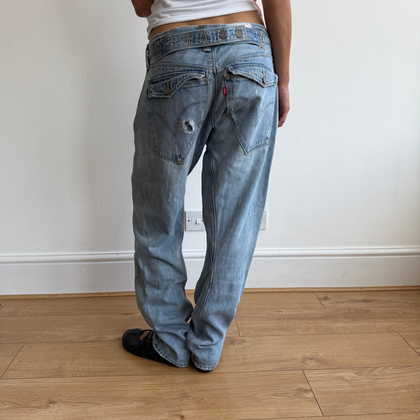 Levi’s Engineered button jeans - Size 32x34