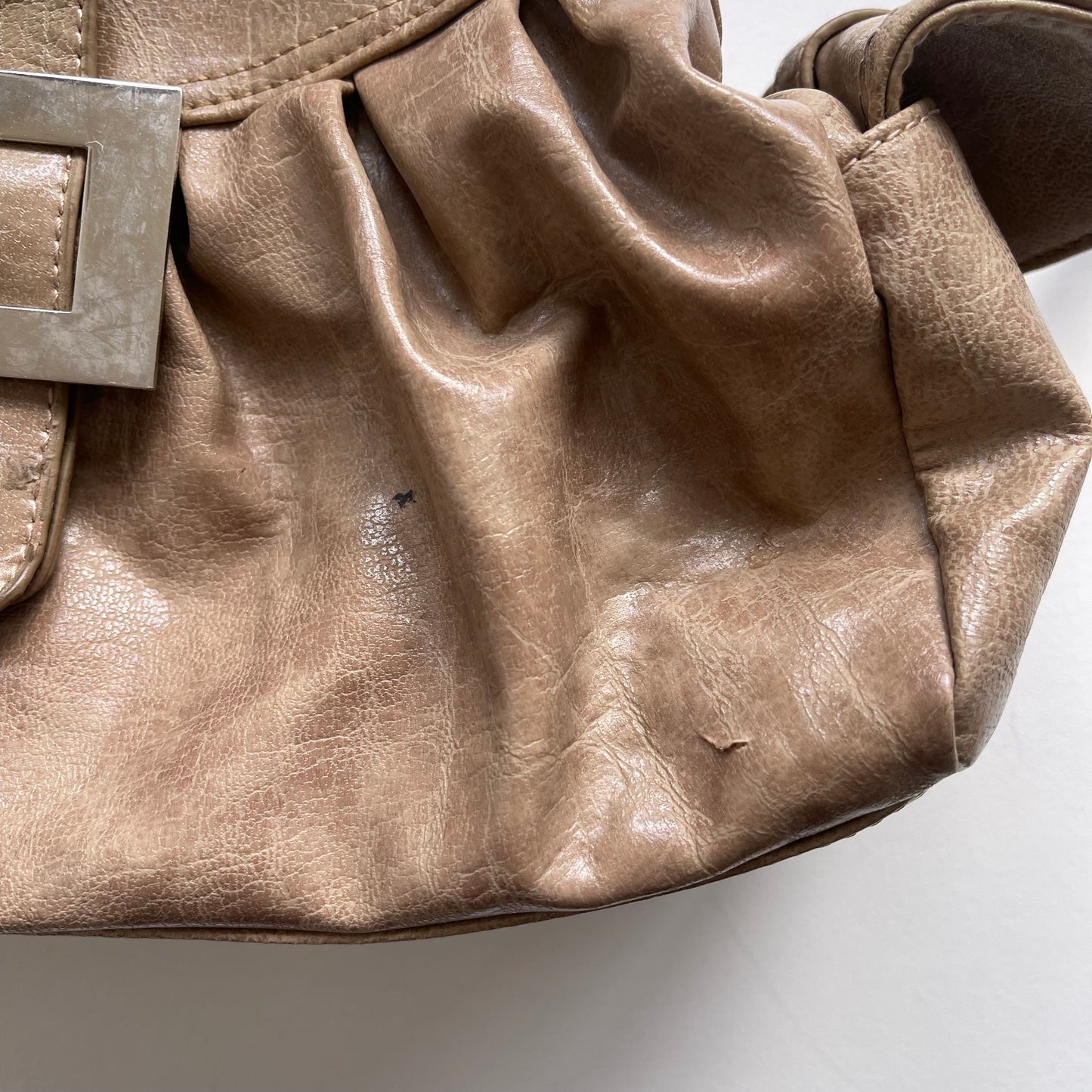 Beige buckle bag