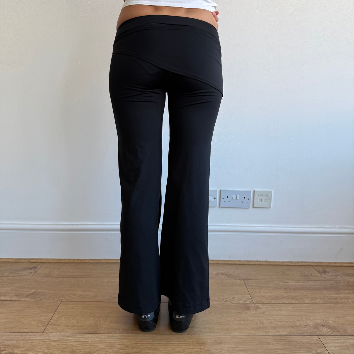 Black skirt Adidas pants - Size XS