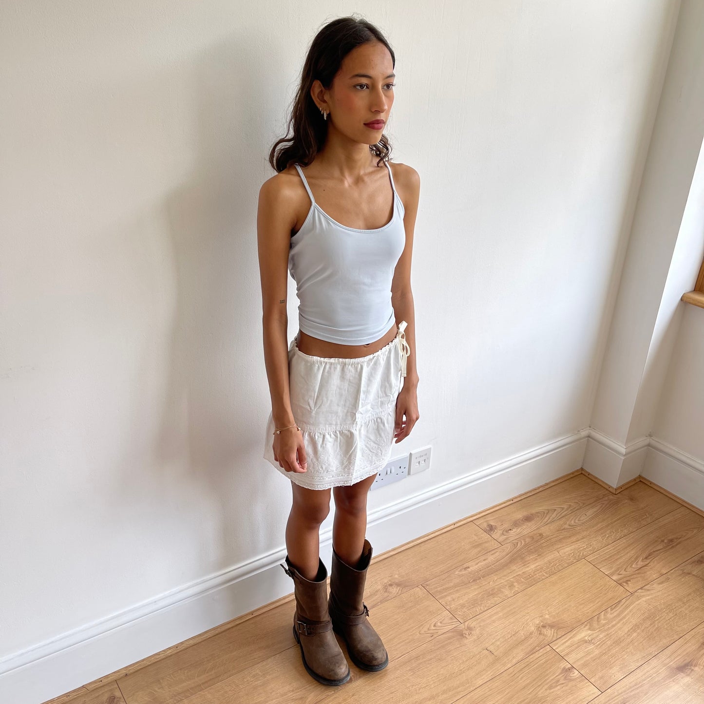 White broderie tie side skirt - Size XS