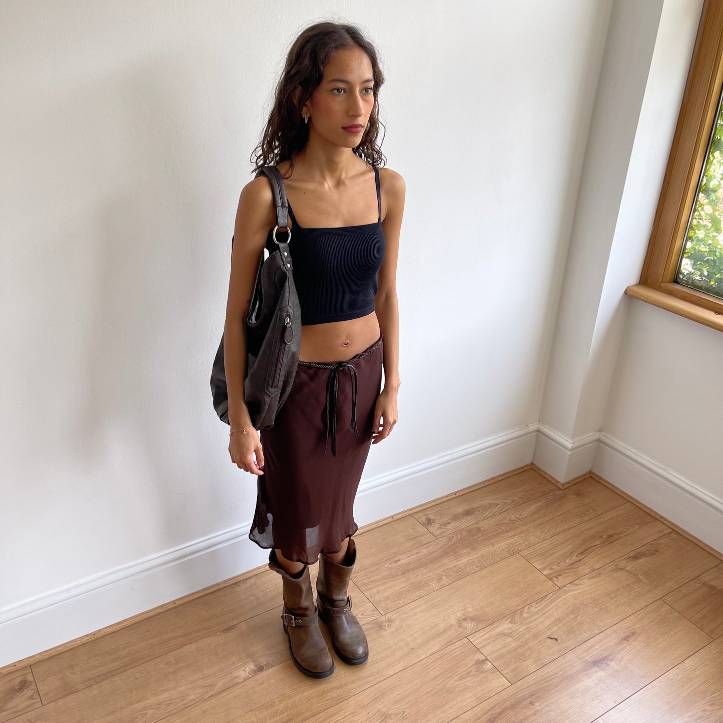 Brown midi skirt with belt - Size XS