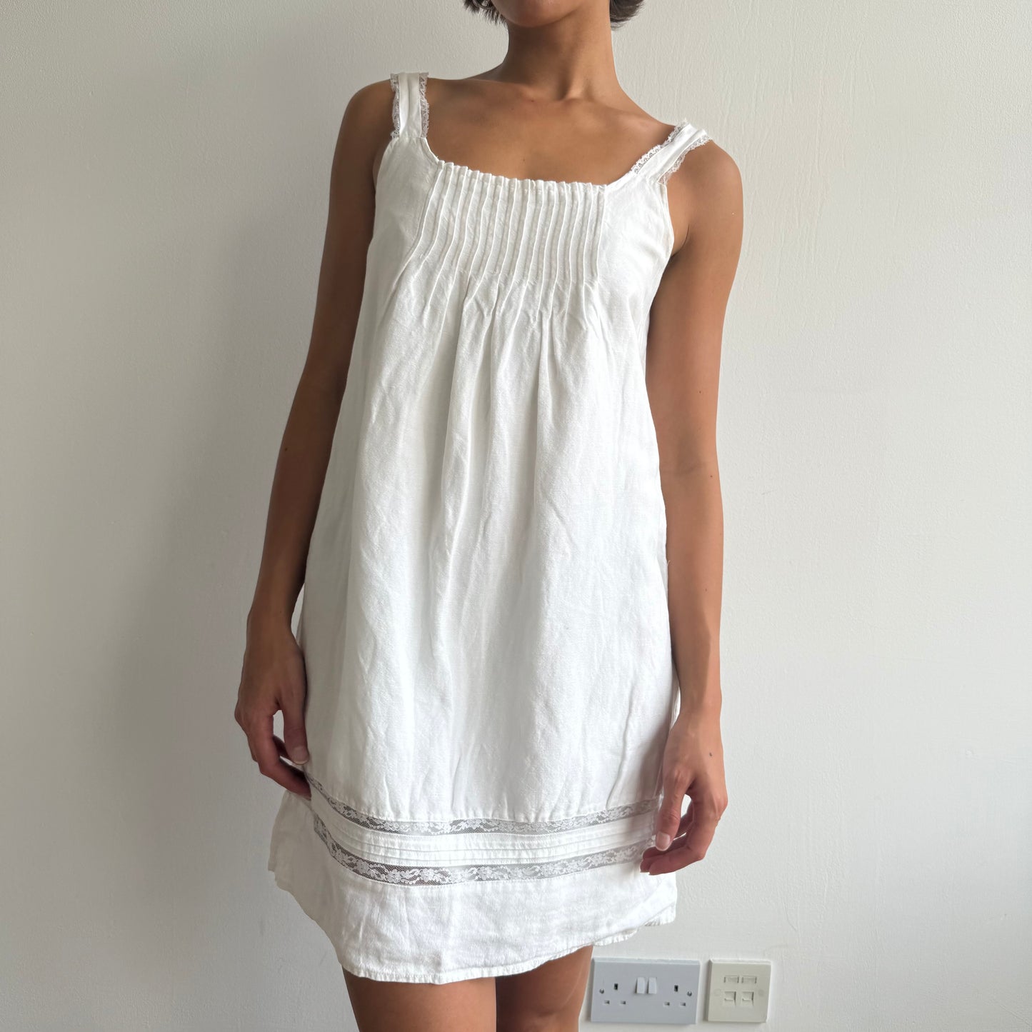 White linen milkmaid lace - Size M + L