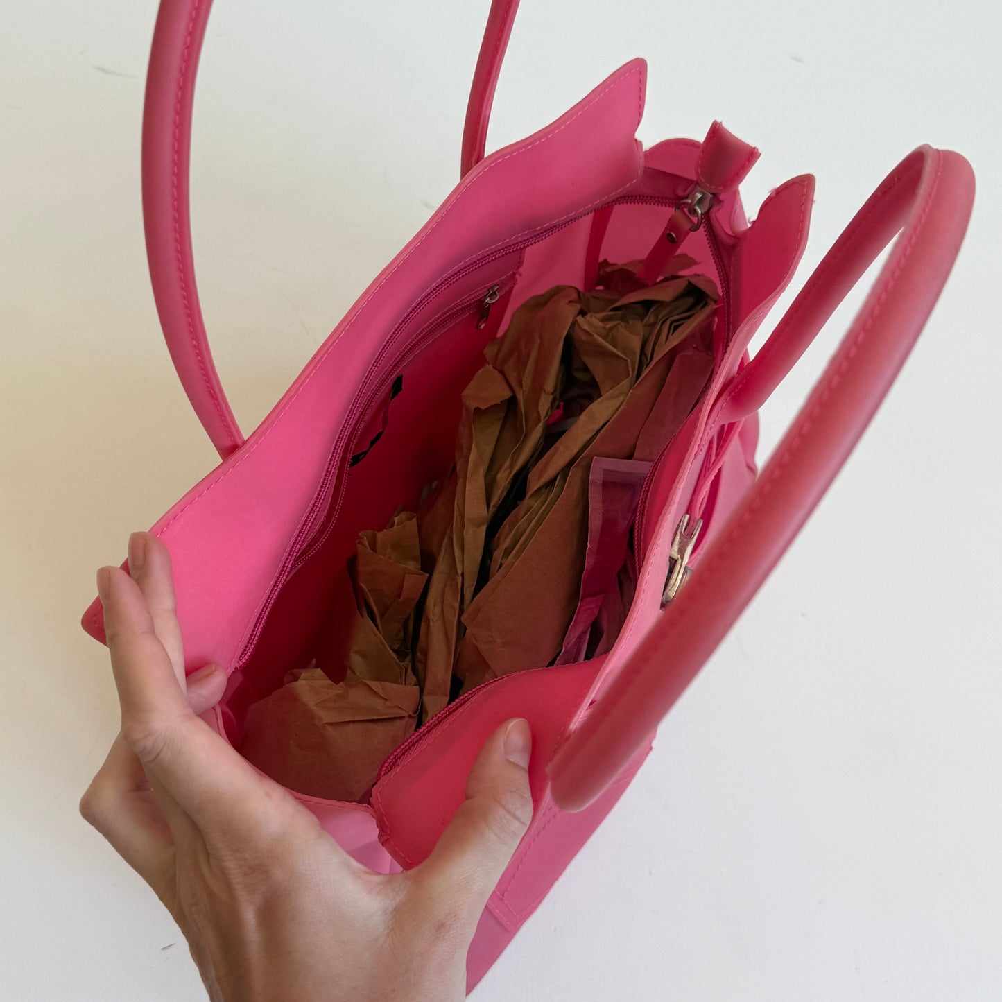 Hot pink jelly ‘firkin’ bag - One Size