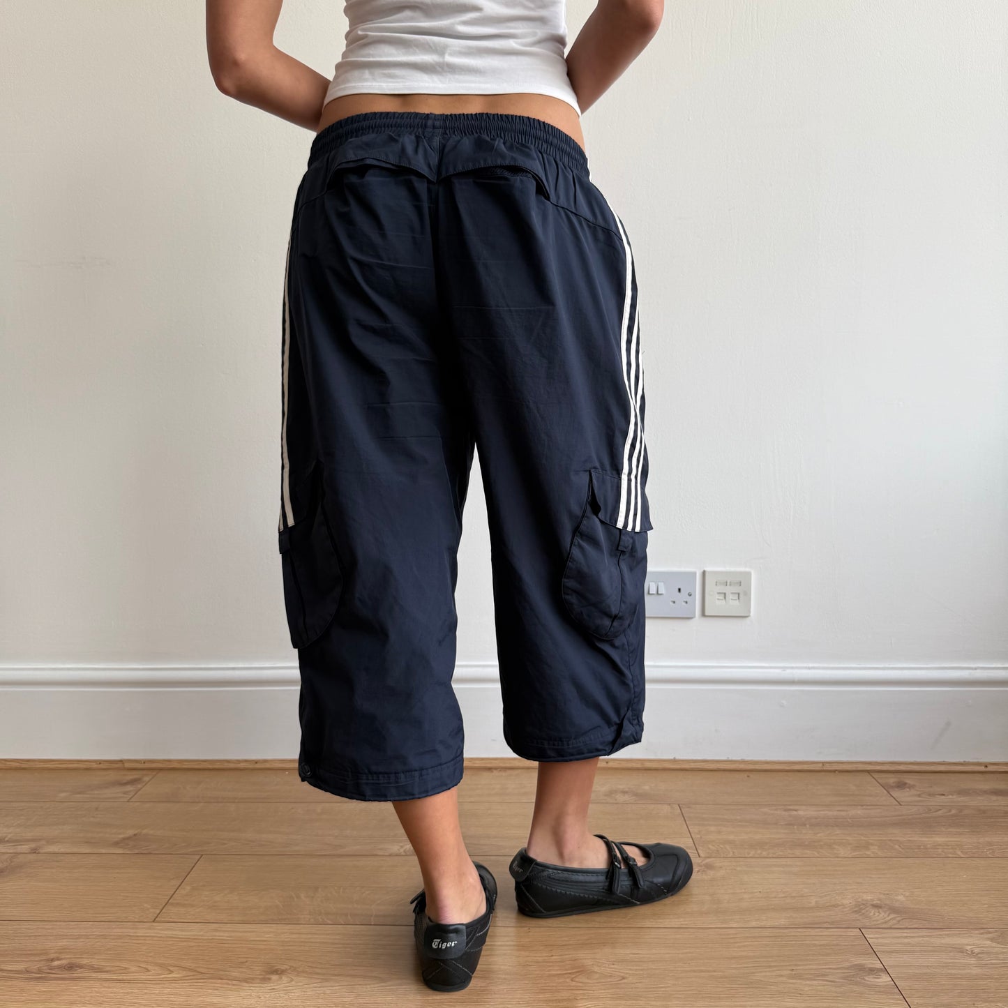 Navy Adidas capris - Size M + XL