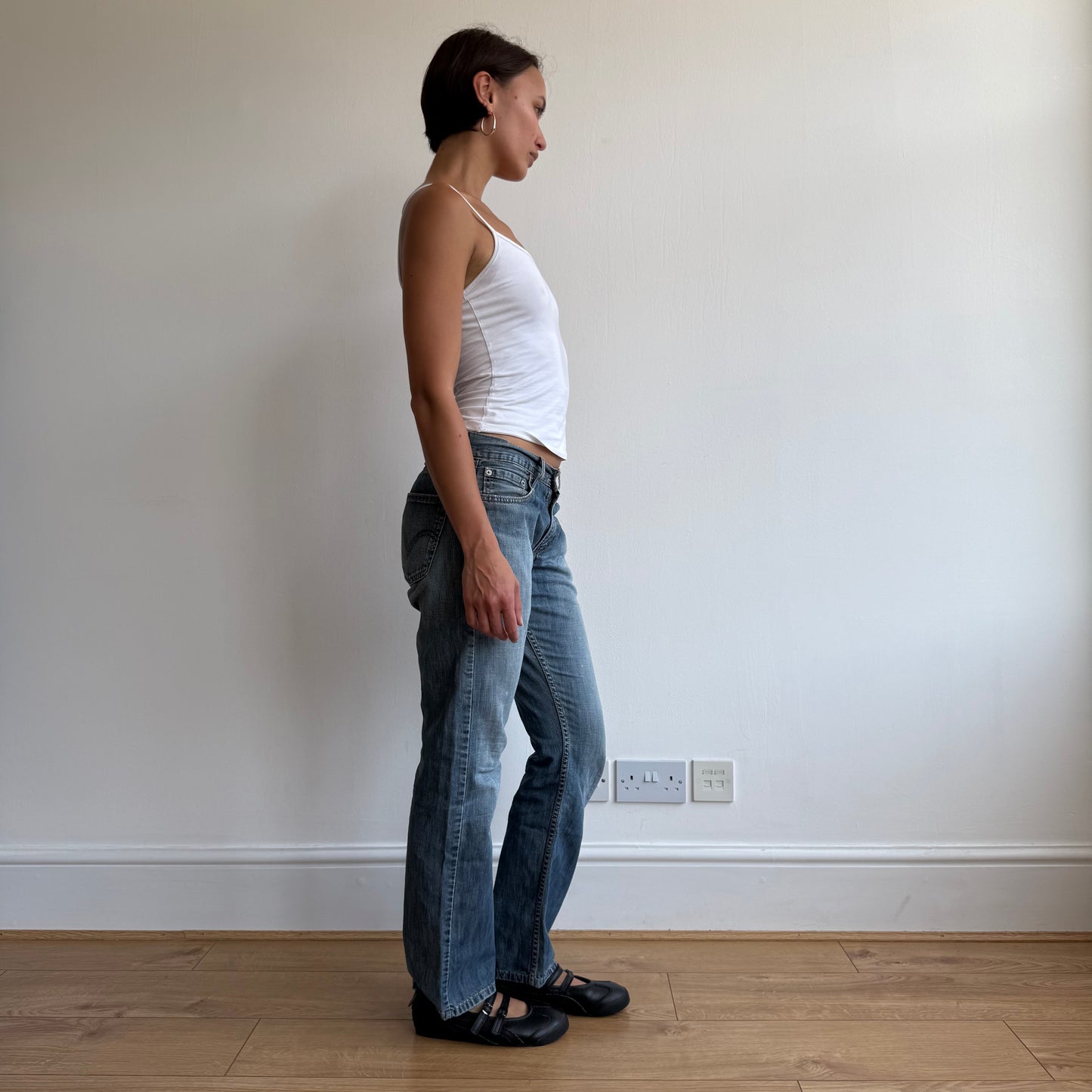 Levi’s mid wash straight fit jeans - Size 29x30