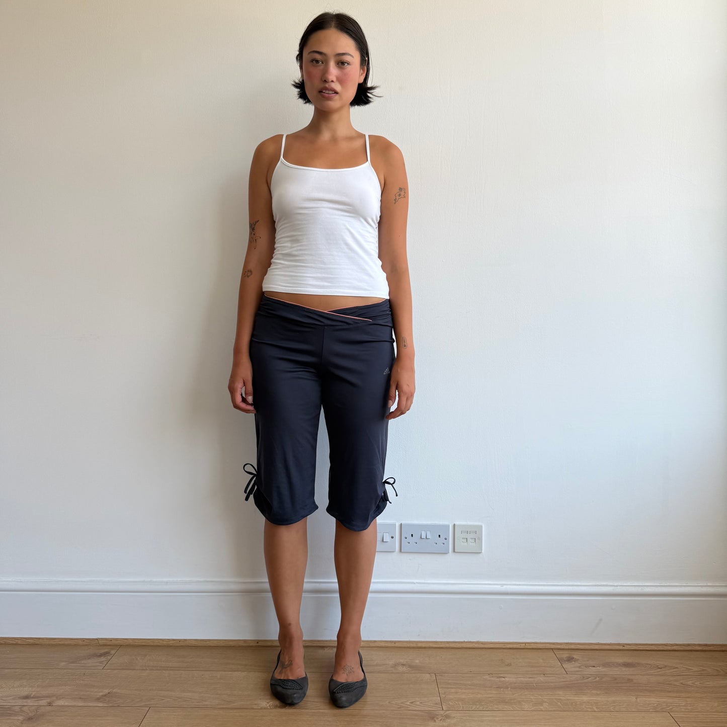 Adidas navy coral ruched capris - Size S
