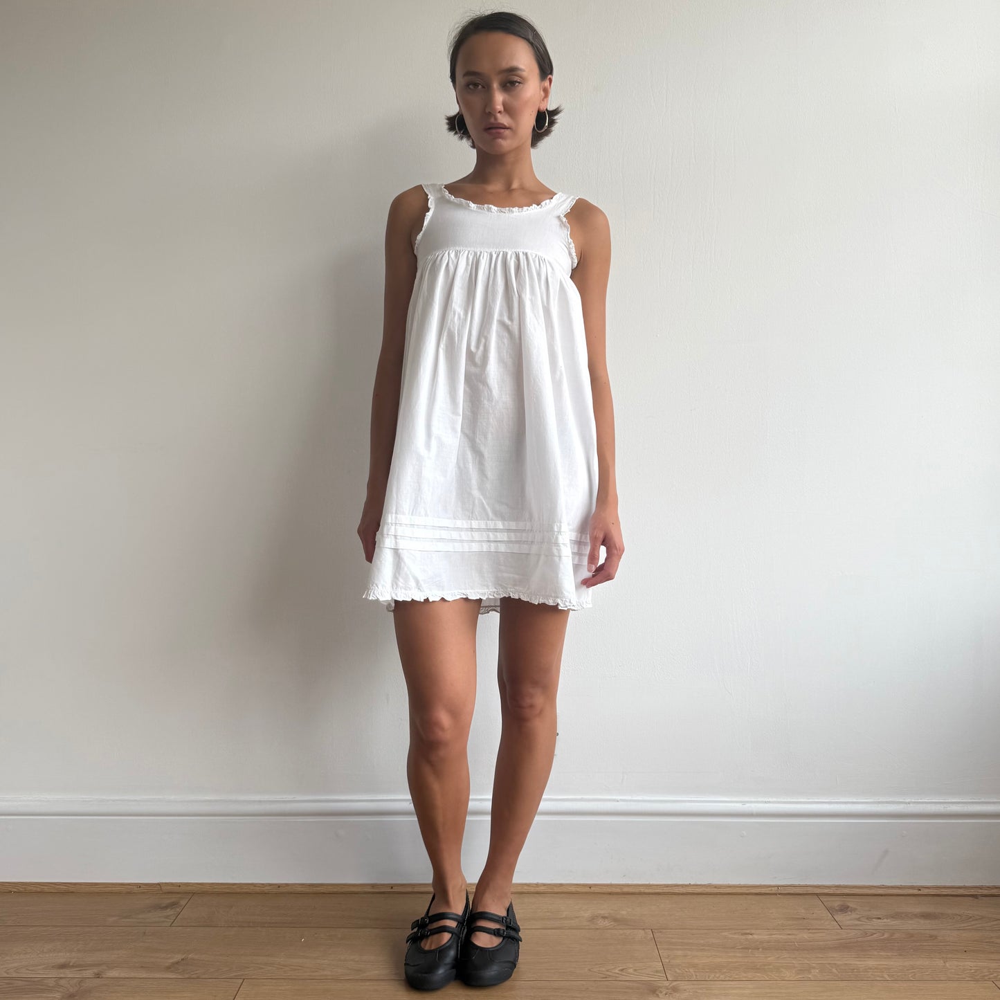 White ruffle mini dress - Size XS