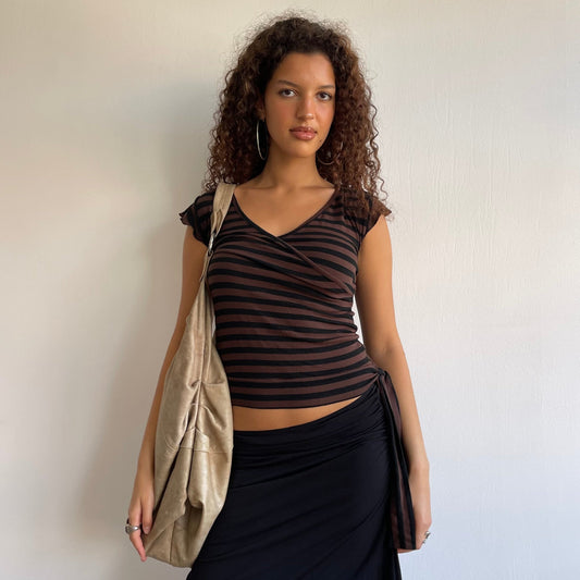 Beige slouchy leather bag