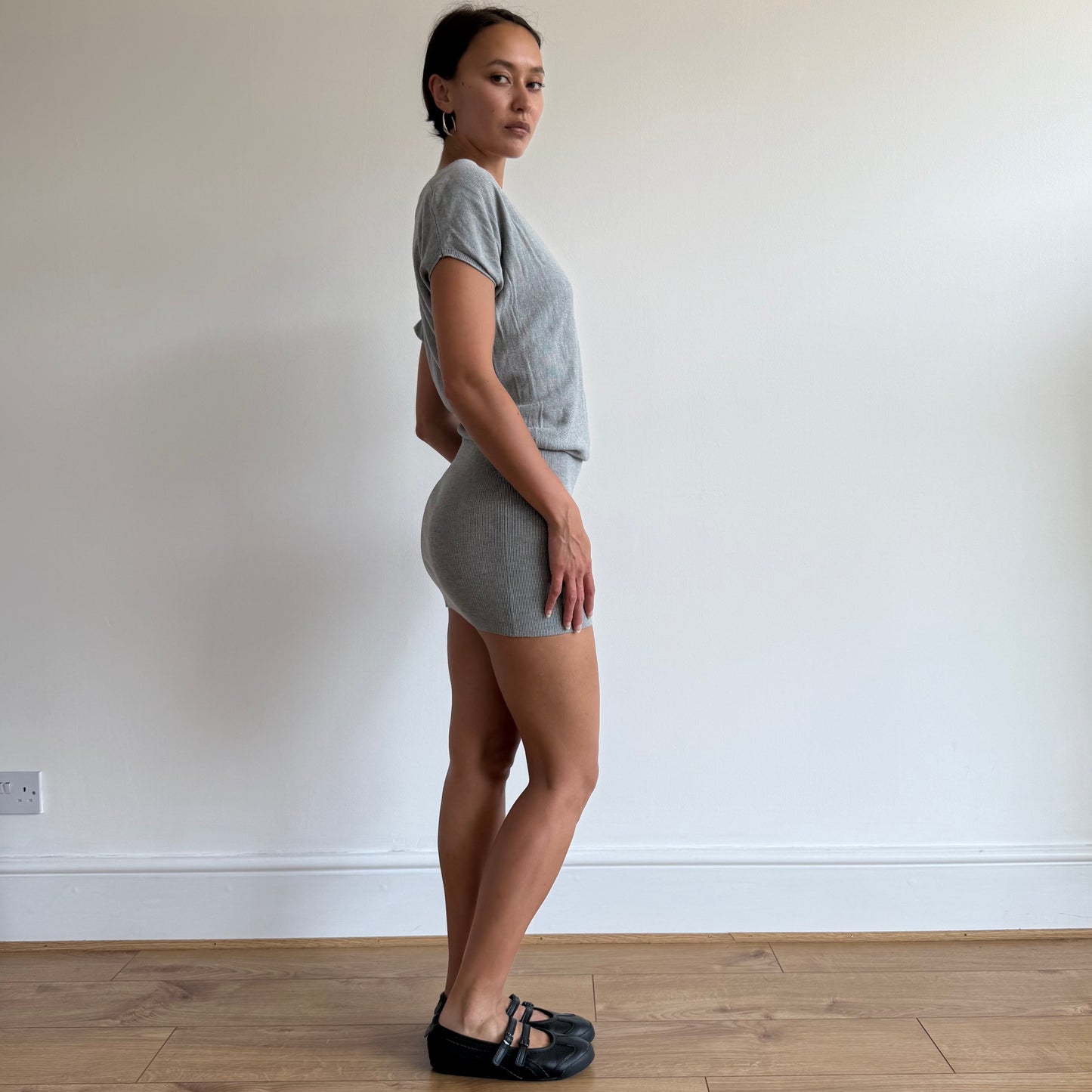 Grey knit short sleeve dress - Size S