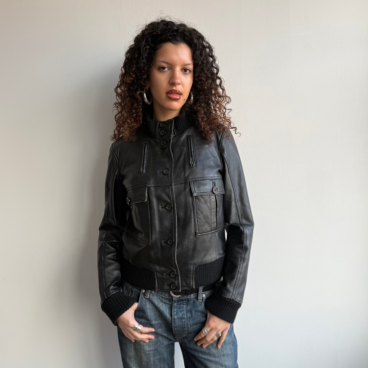 Black leather cargo bomber - Size M