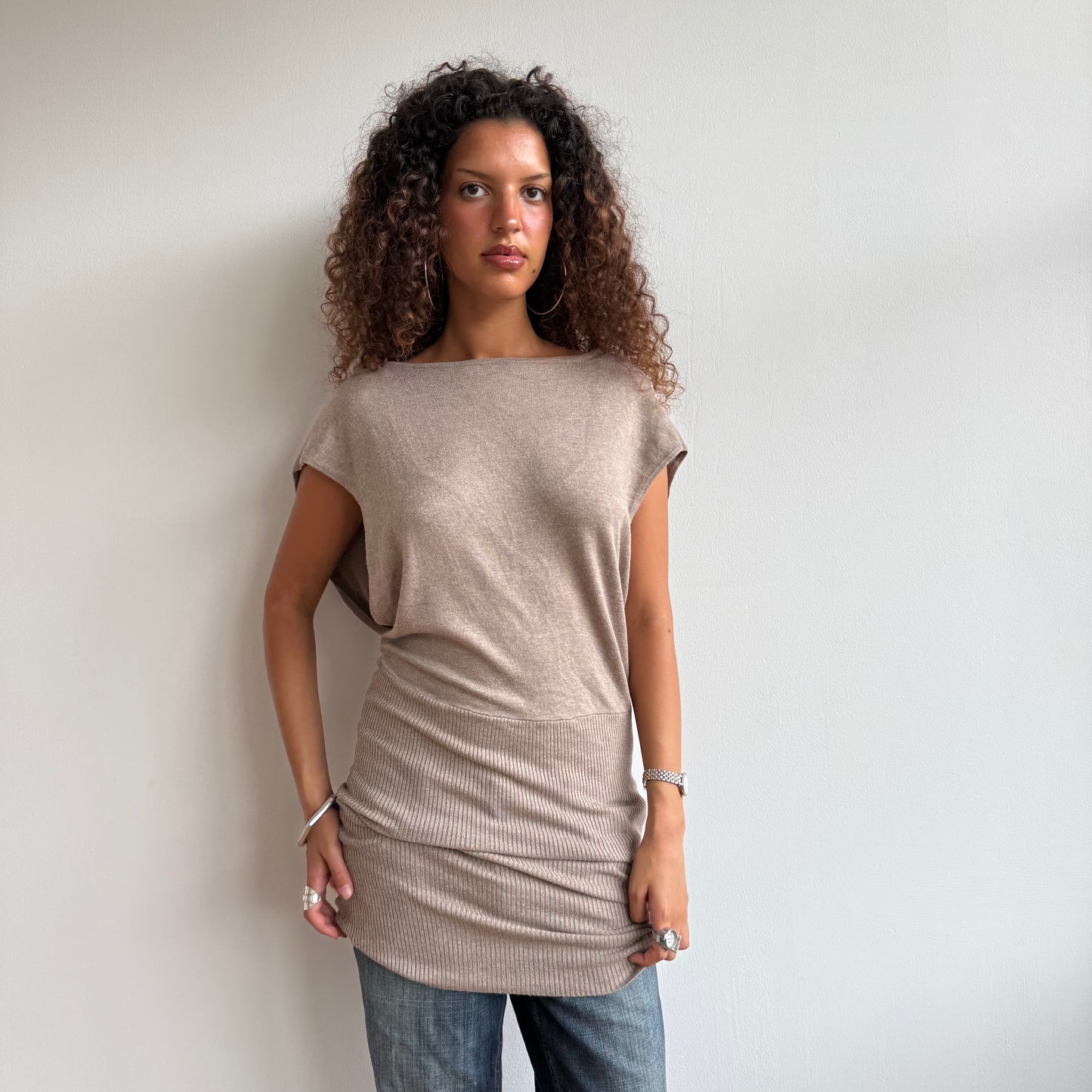 Beige open back knit - Size M