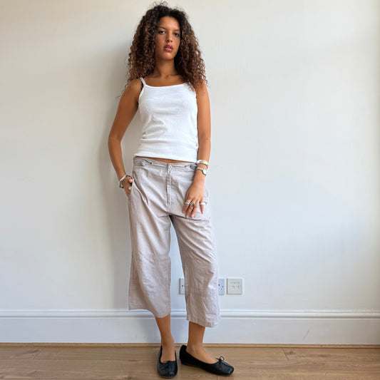Light brown toggle capris - Size M