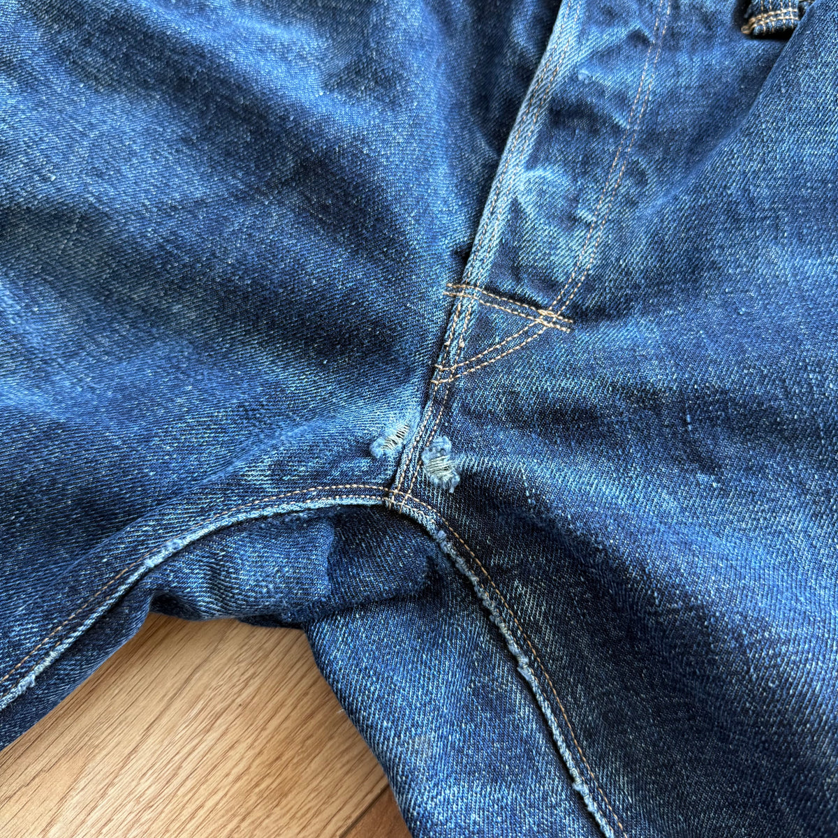 Levi’s Engineered button jeans - Size 31x32