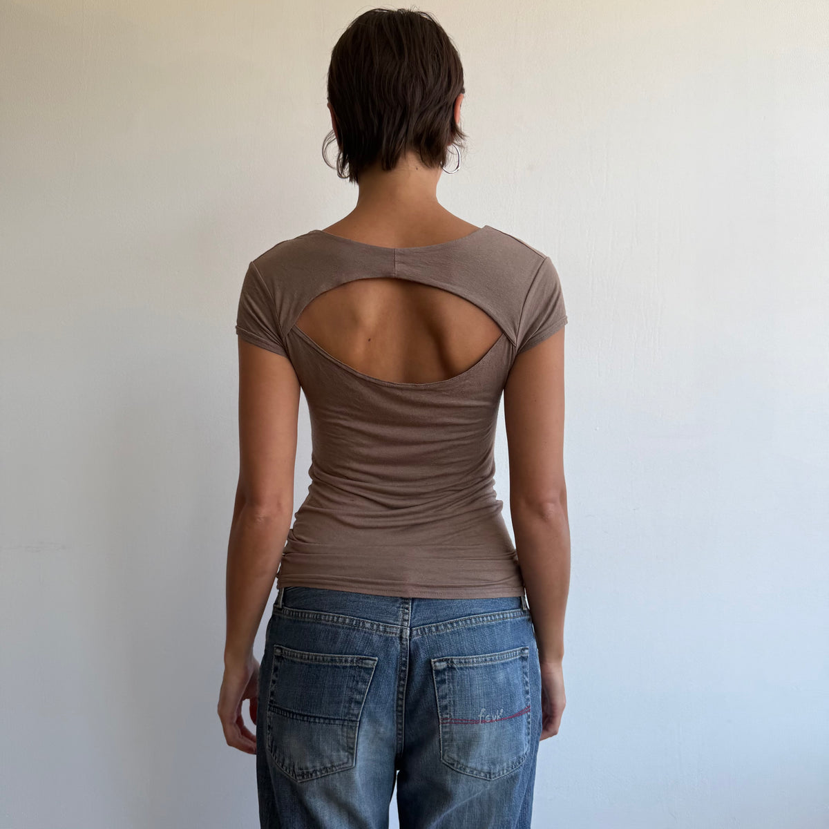 Taupe keyhole double layer top - Size S