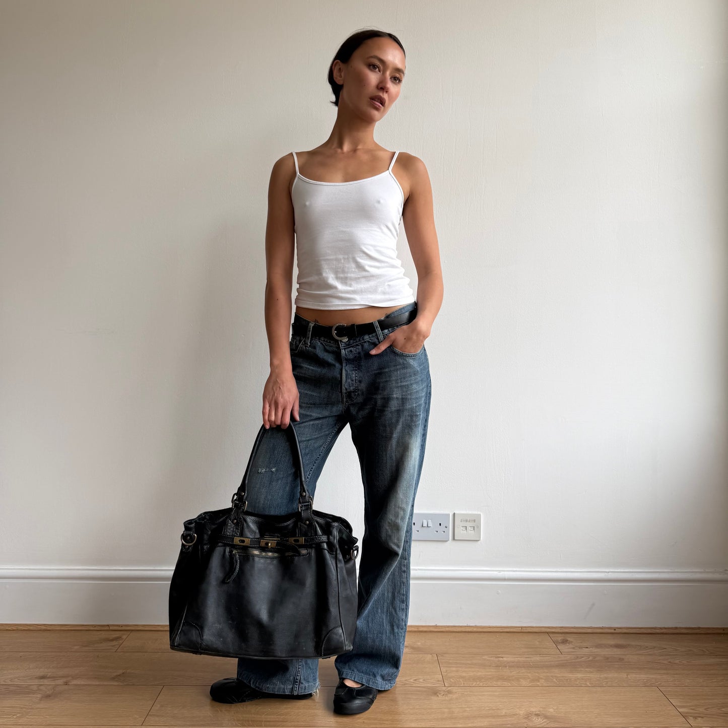 Black leather ‘firkin’ bag - One Size
