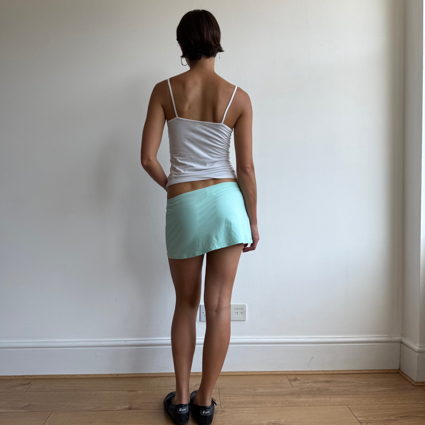 Turquoise Calvin Klein swim skirt - Size S
