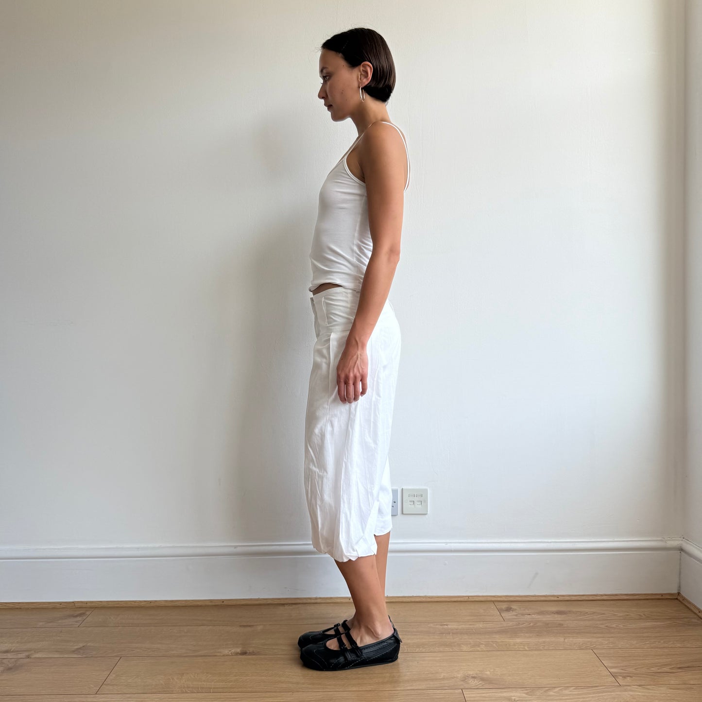 White harem bubble capris - Size S