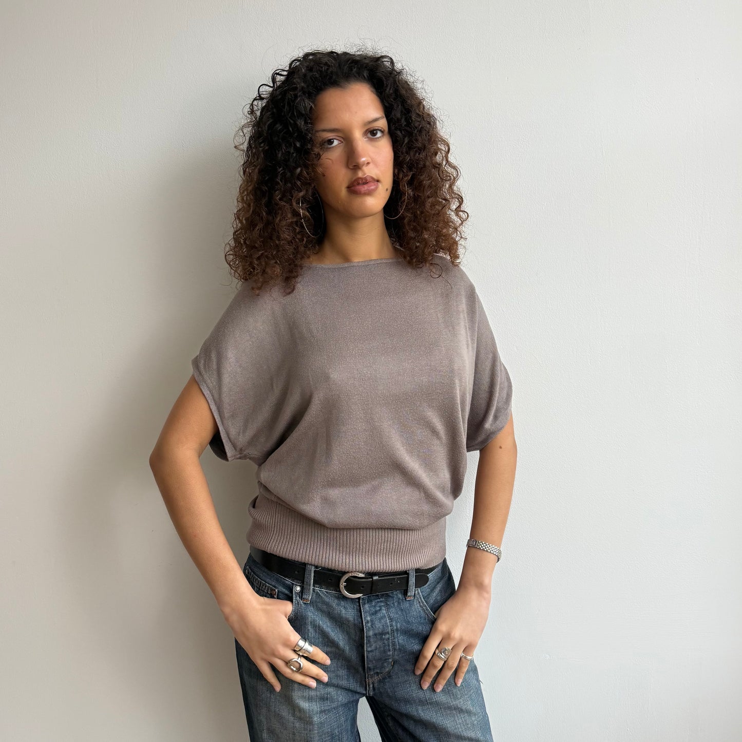 Short sleeve taupe slouchy knit - Size S/M