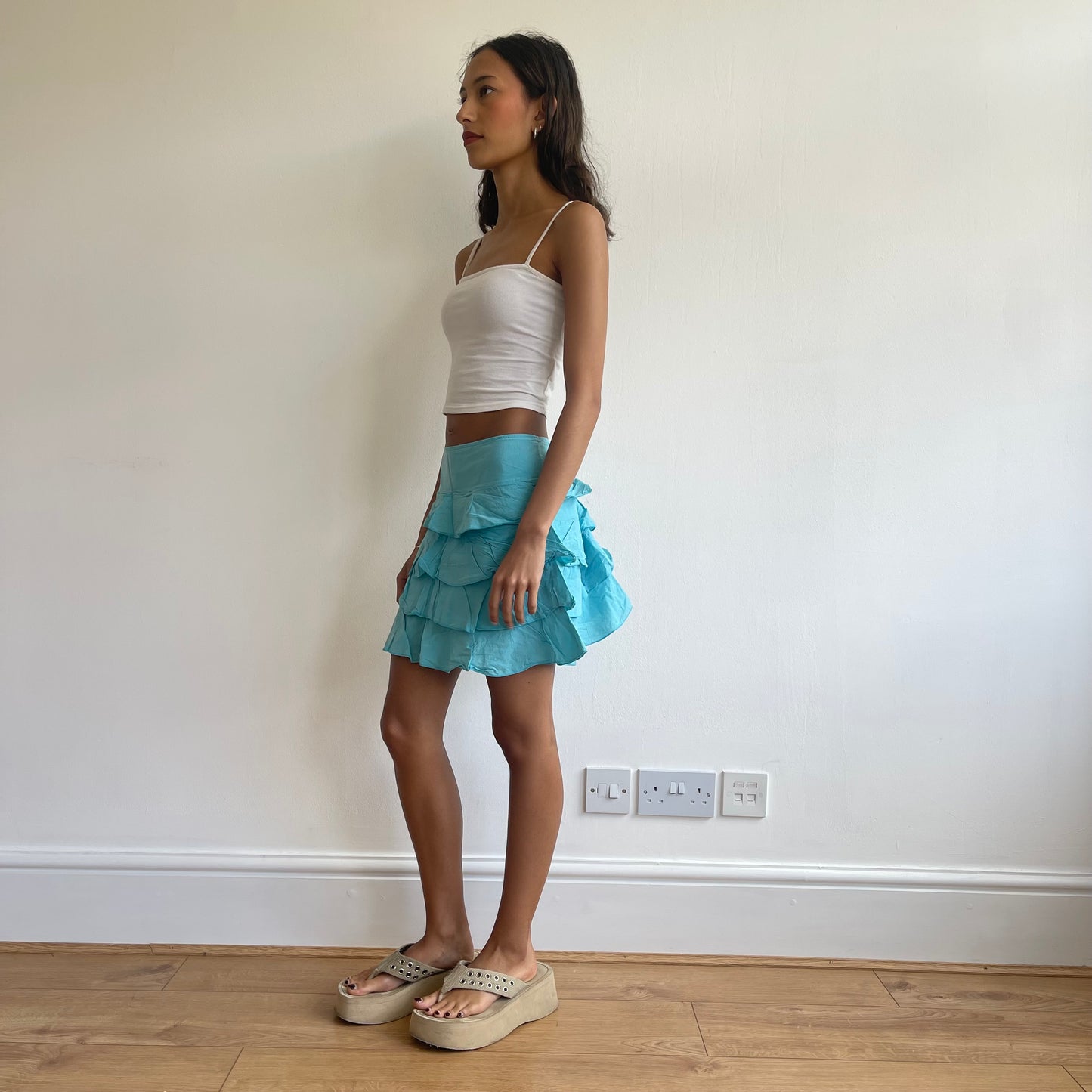 Blue ruffle mini skirt - Size M