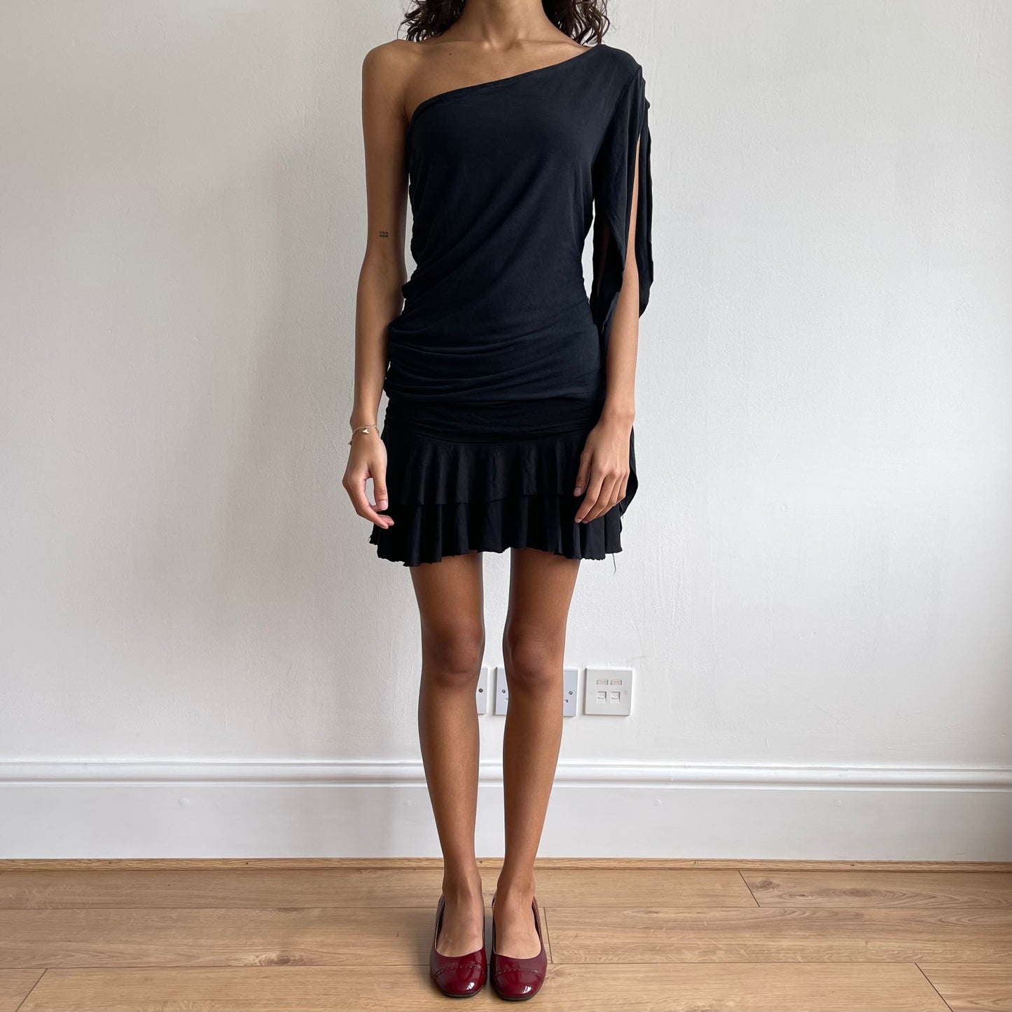 One shoulder morgan top - Size M