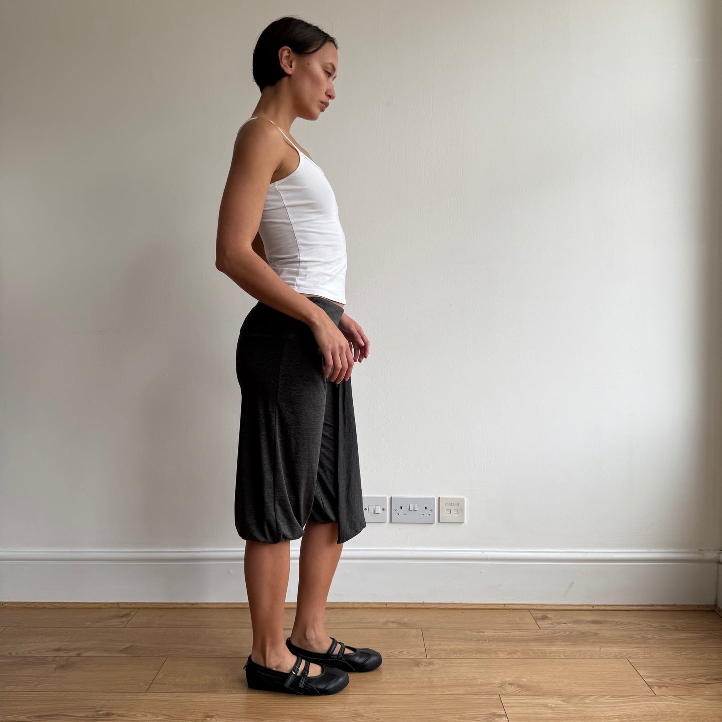 Charcoal tie waist bubble capris - Size S