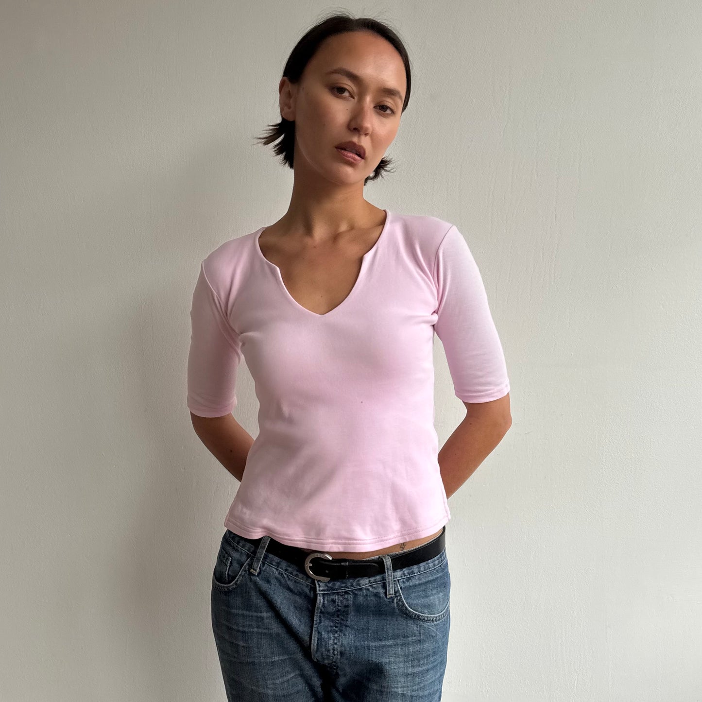 Pink v-neck 3/4 sleeve top - Size S