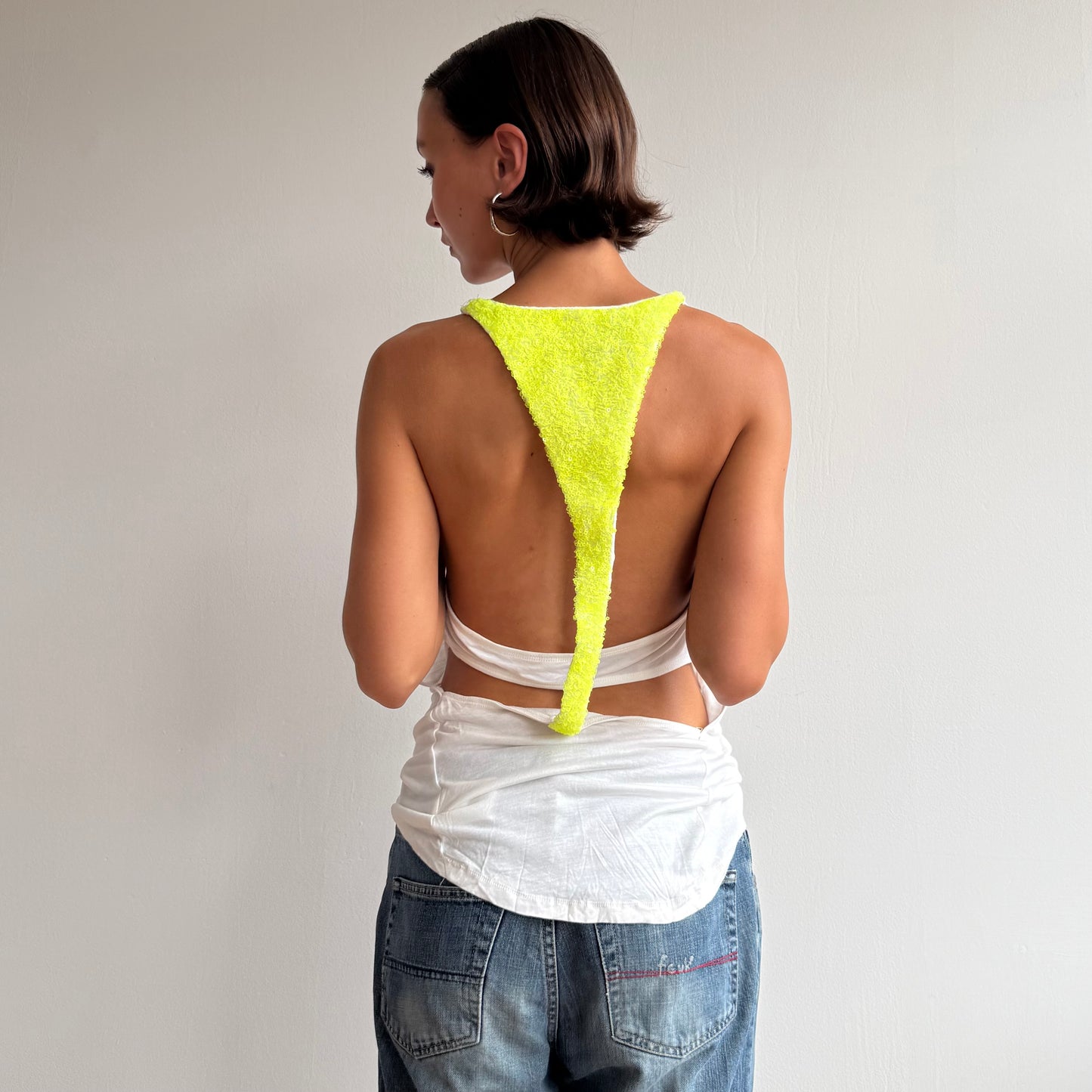 White + neon yellow sequin top - Size S