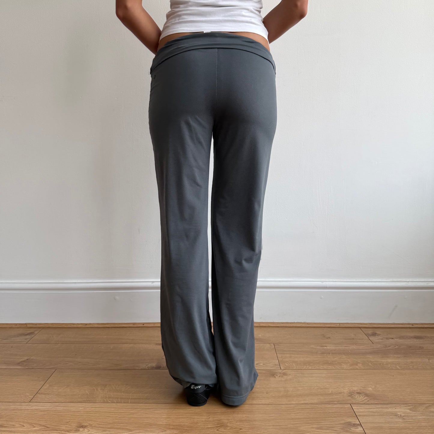 Khaki grey Adidas yoga pants - Size S-M