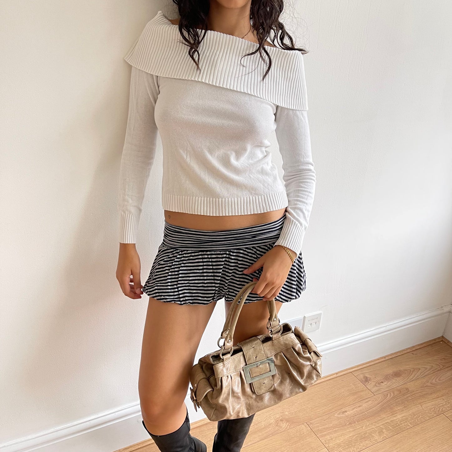 Beige buckle bag