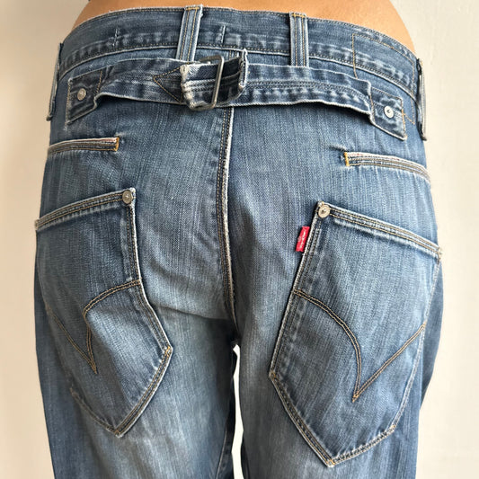 Levi’s engineered buckle jeans - Size 32”
