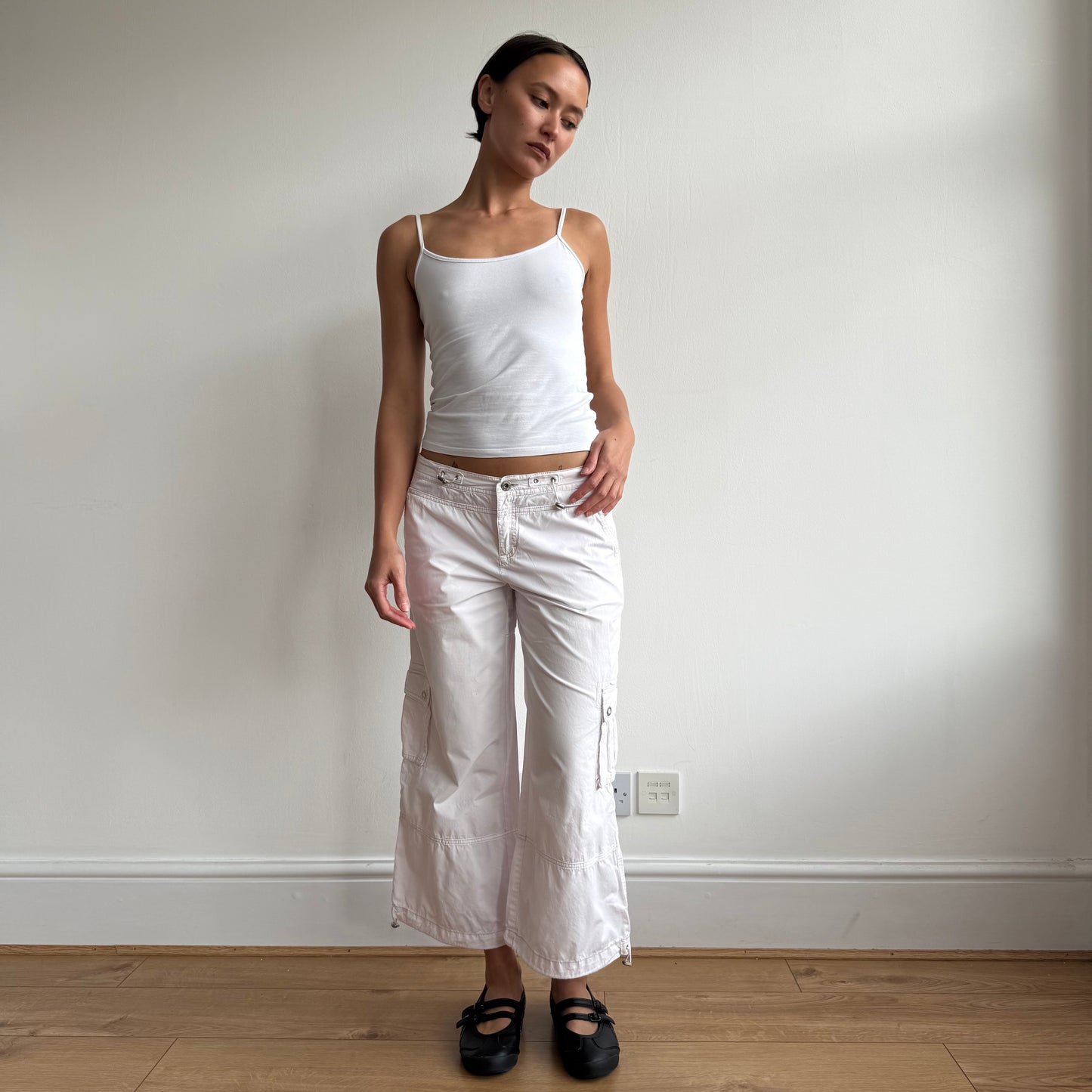 Pale pink toggle capris - Size S
