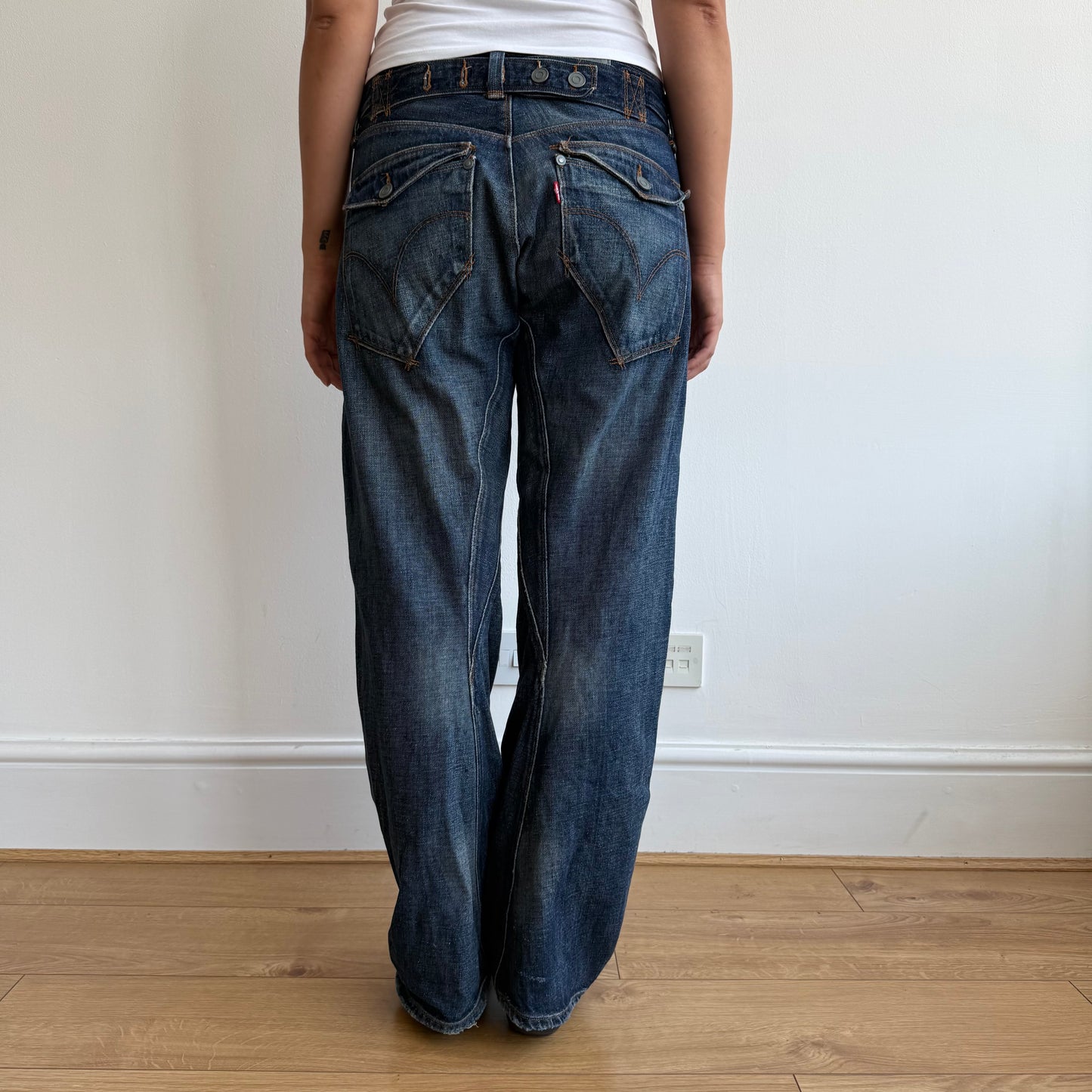 Levi’s Engineered button jeans - Size 32x32