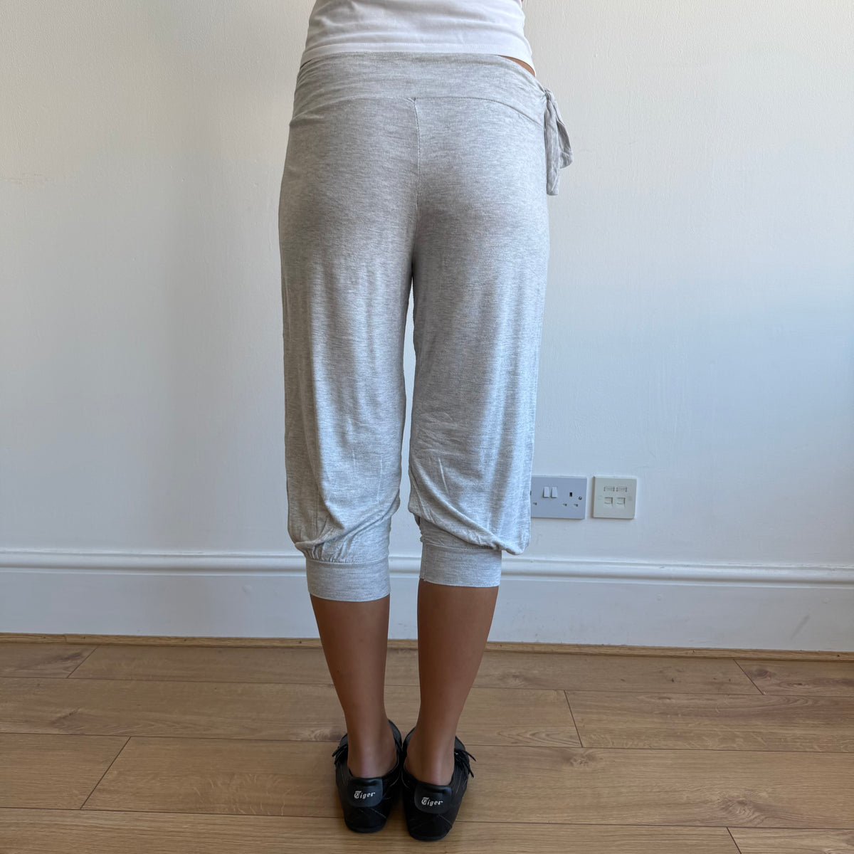 Grey tie waist bubble capris - Size XS