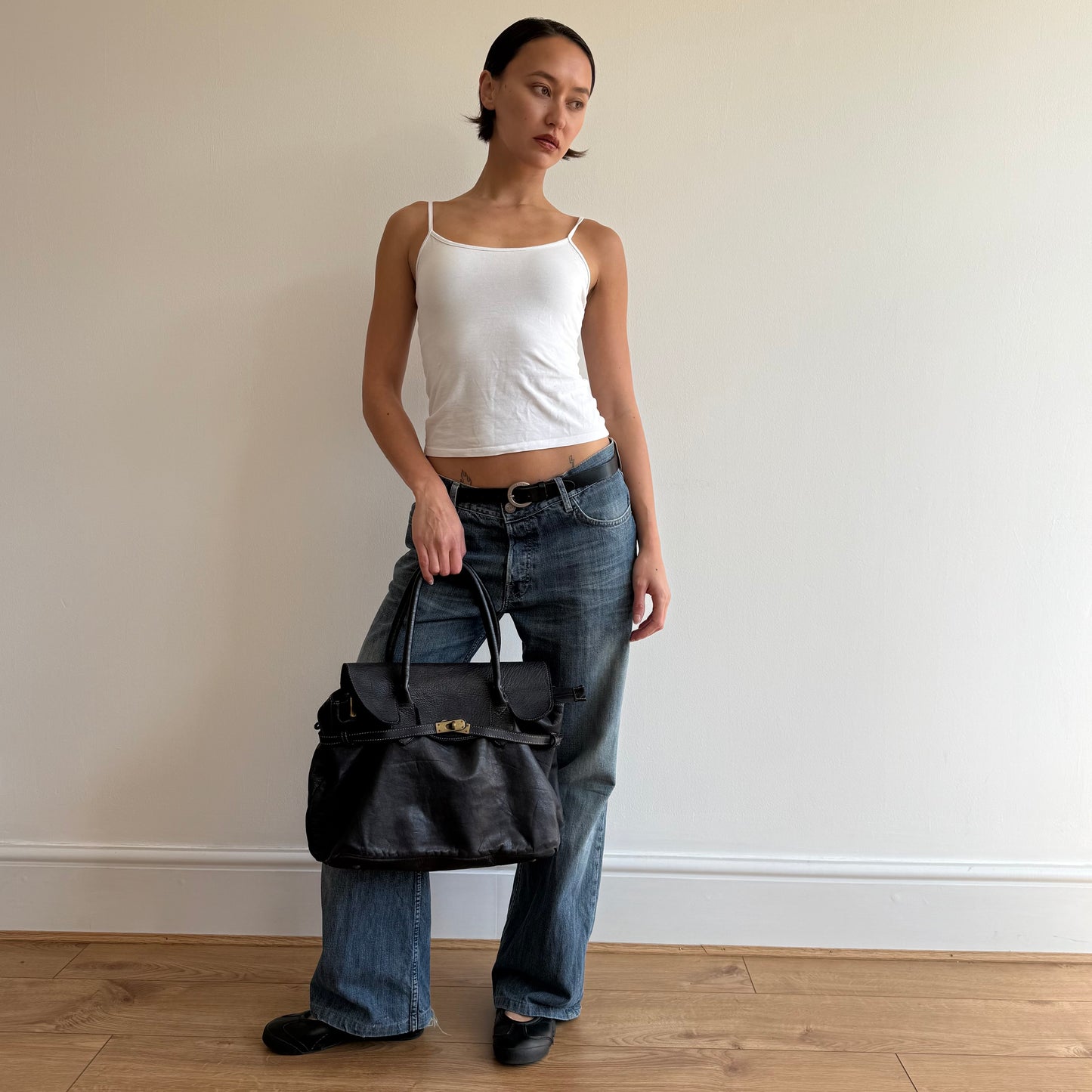 Navy leather ‘firkin’ bag - One Size