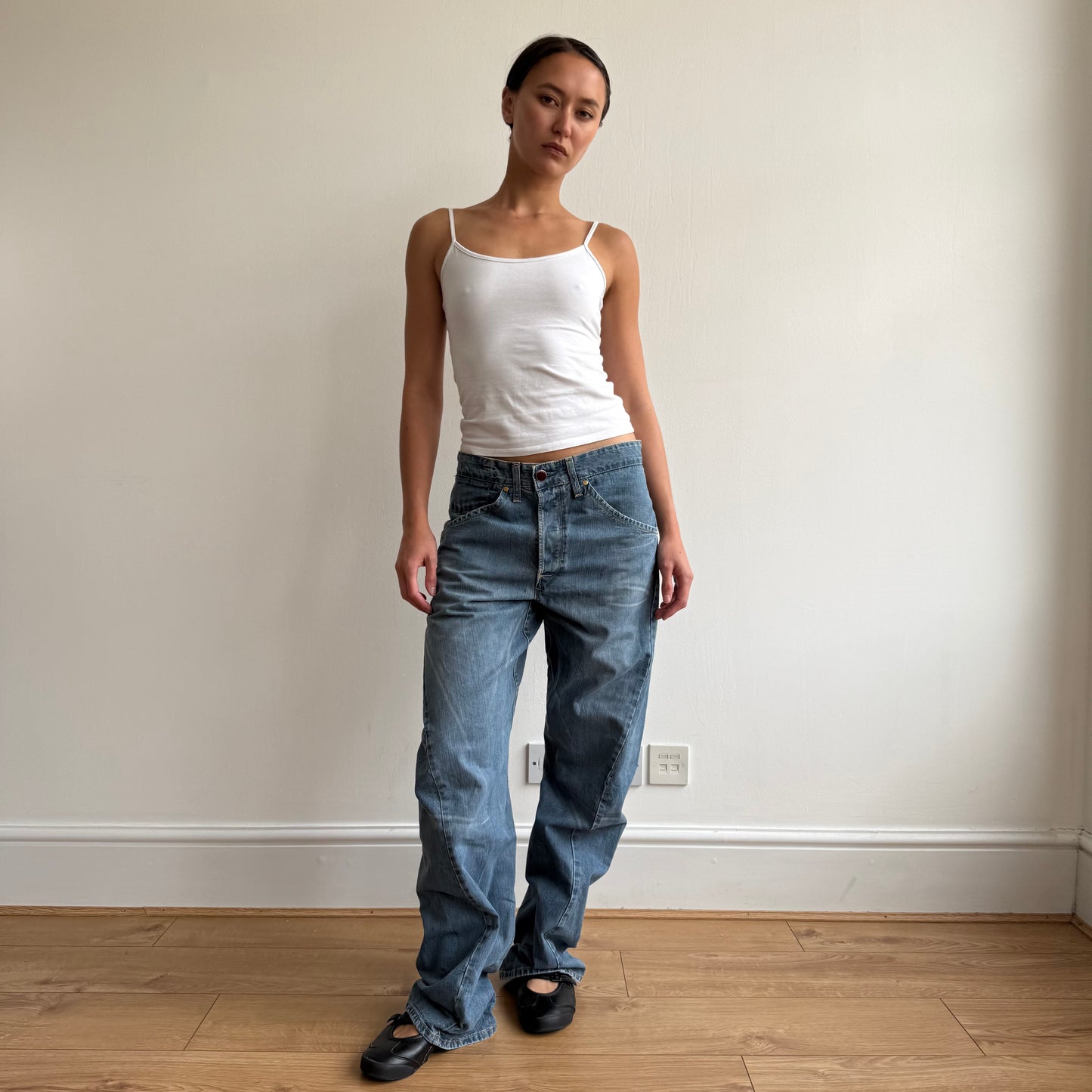 Levi’s Engineered button back jeans - Size 32x34