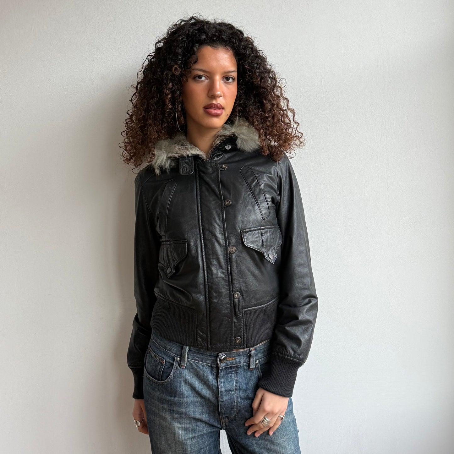 Black leather fur hood bomber - Size S