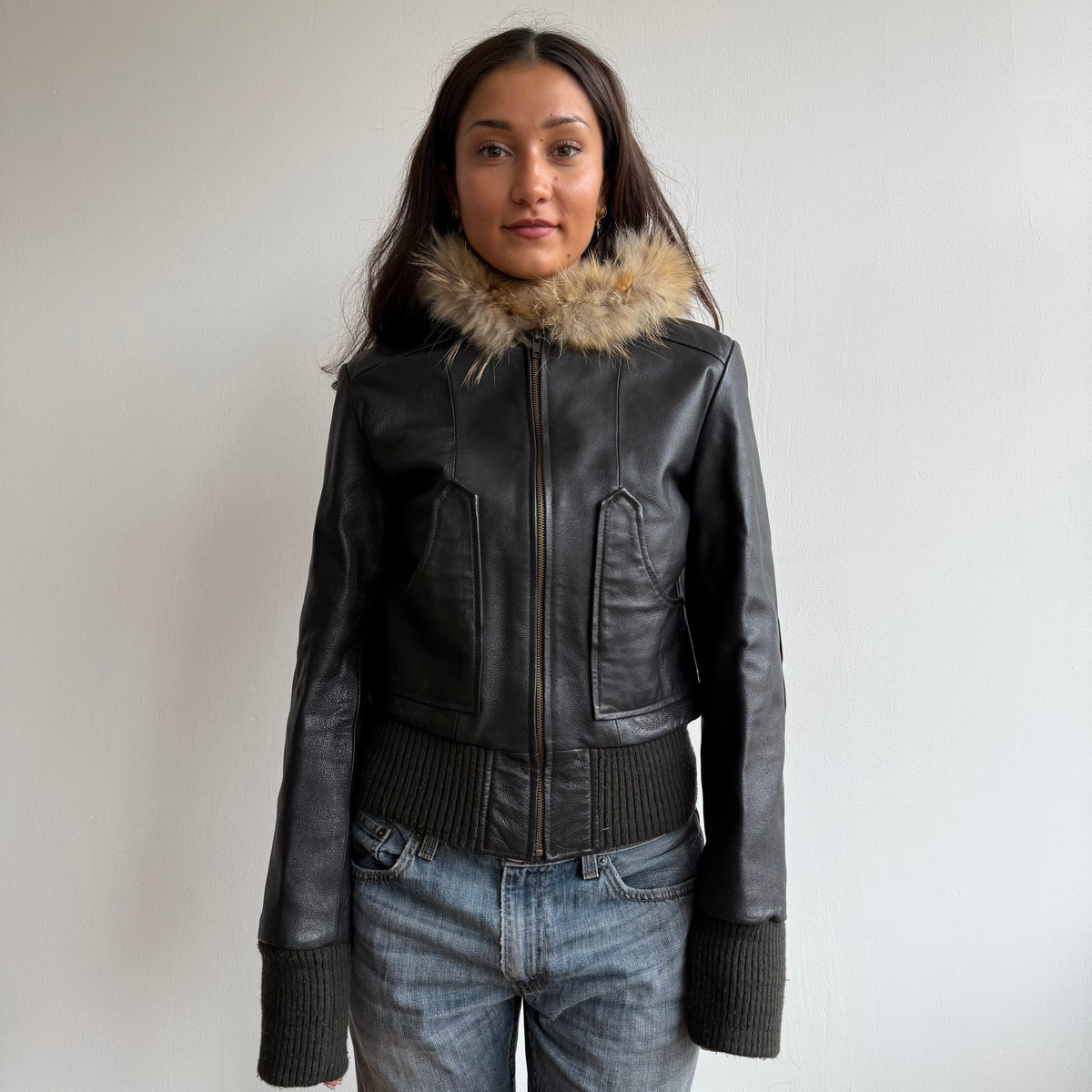 Black leather fur hood bomber - Size S