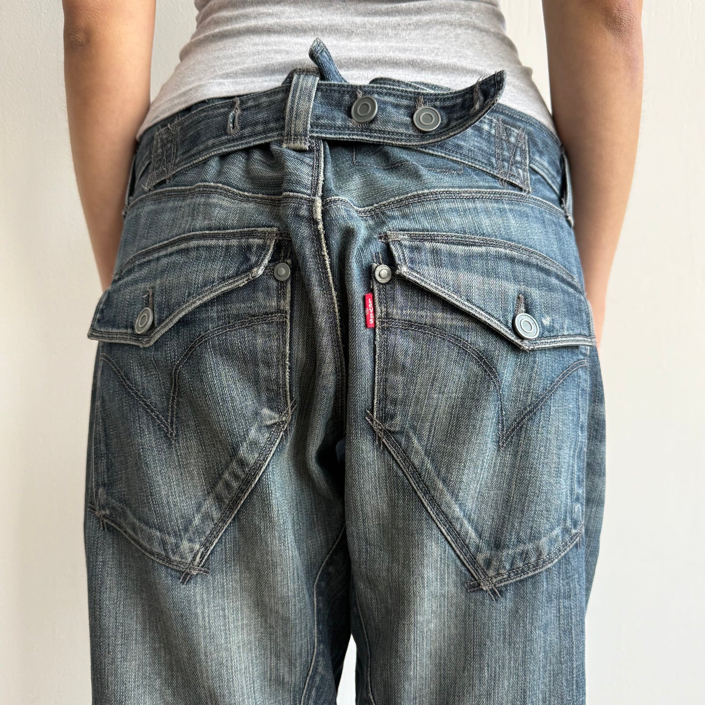 Levi’s Engineered button jeans - Size 32x34