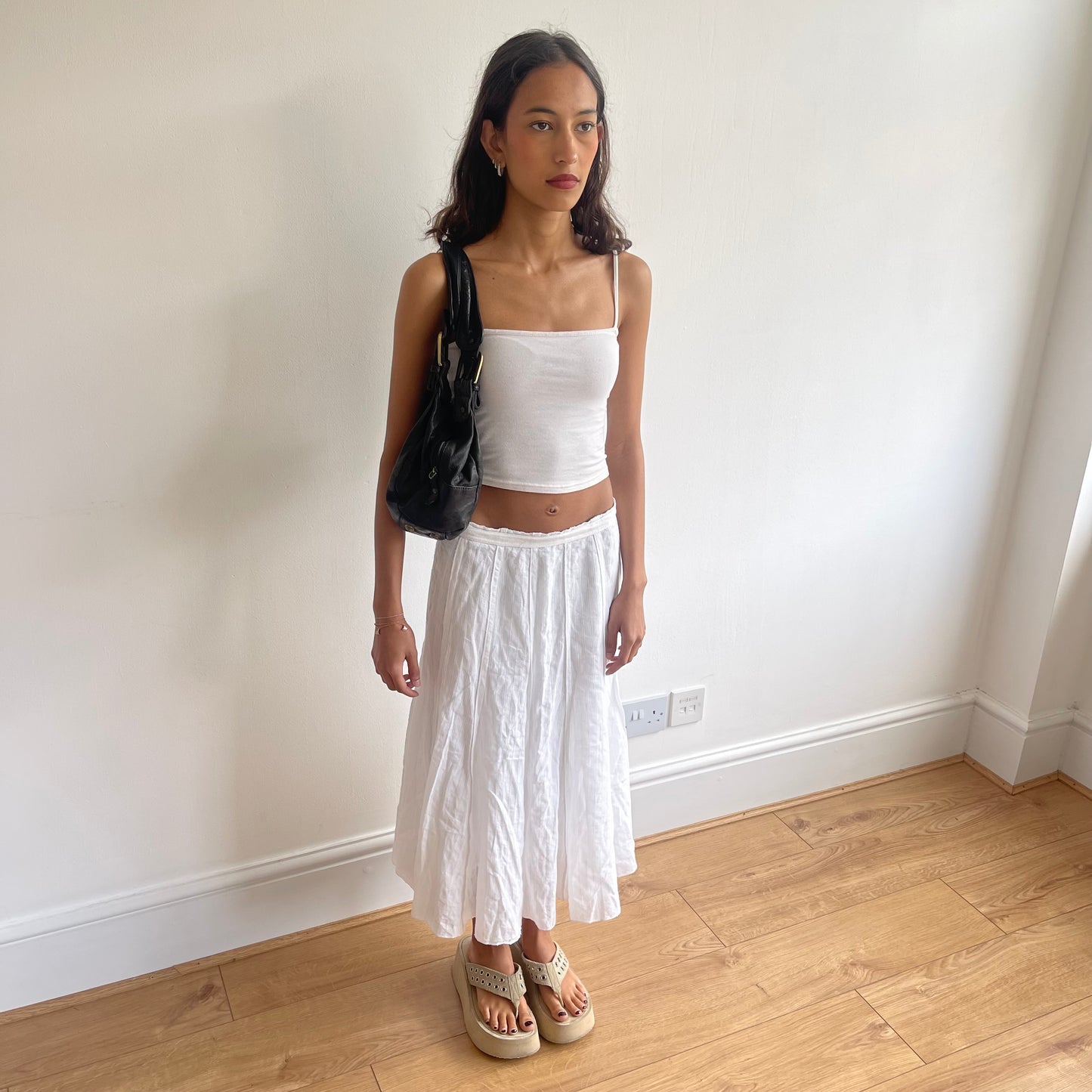 White pleated midi skirt - Size M/L